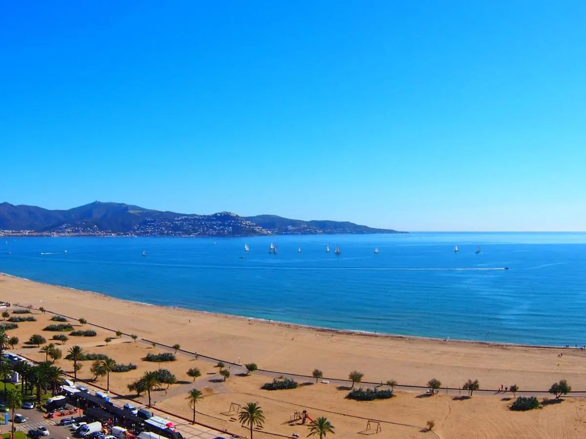 Apartment Club Nautic.12 Empuriabrava Spain