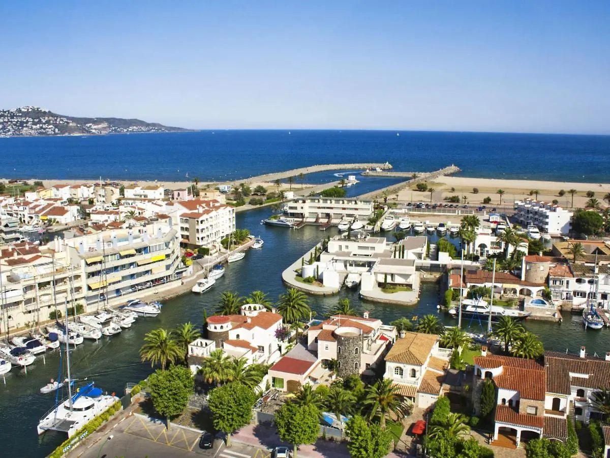 Apartment Club Nautic.12 Empuriabrava 0*,  Spain